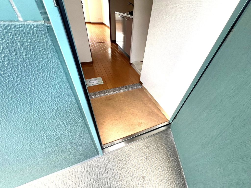 玄関　バルコニー