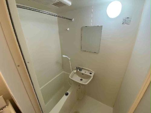 バス・シャワールーム　設備・仕様は号室により異なる為、現況を優先致します。