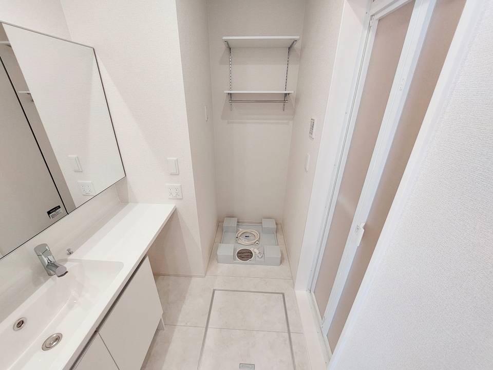 洗面設備　洗濯機置場