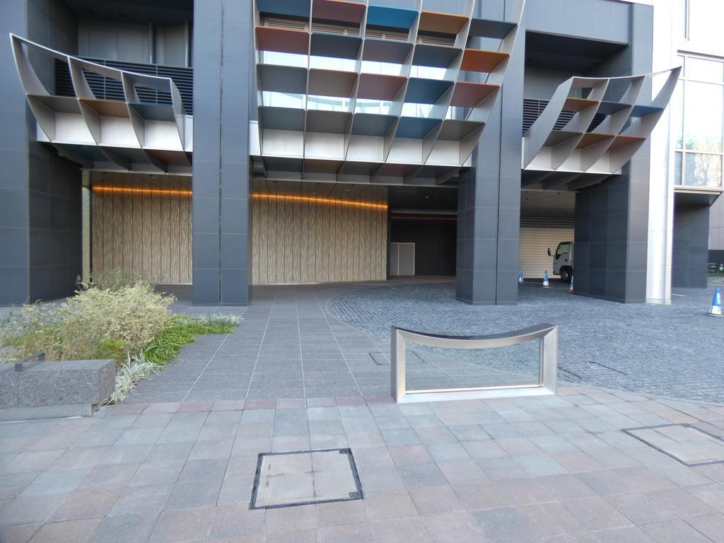 エントランス　エントランス