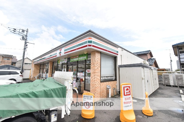 コンビニ　セブンイレブン（コンビニ）まで750m