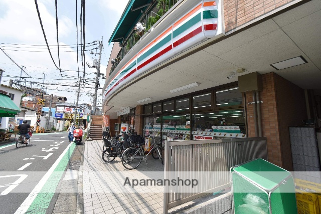 コンビニ　セブンイレブン（コンビニ）まで837m