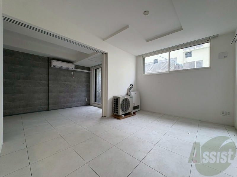 居室・リビング　広々としたリビングですね。使い勝手がよさそうですね！