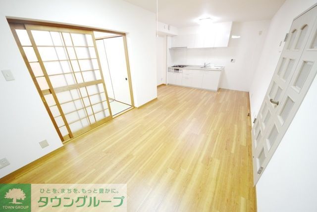 居室・リビング　★8帖のリビングです★