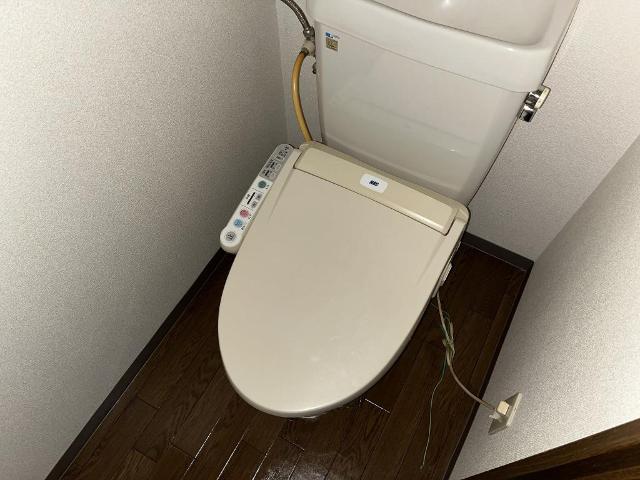トイレ　シャワー付トイレ