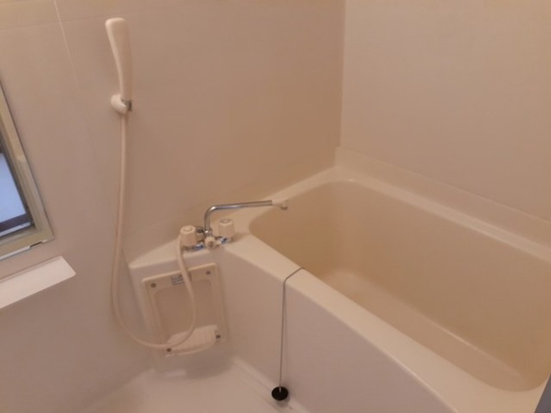 バス・シャワールーム　図面と現状に相違がある場合には現状を優先