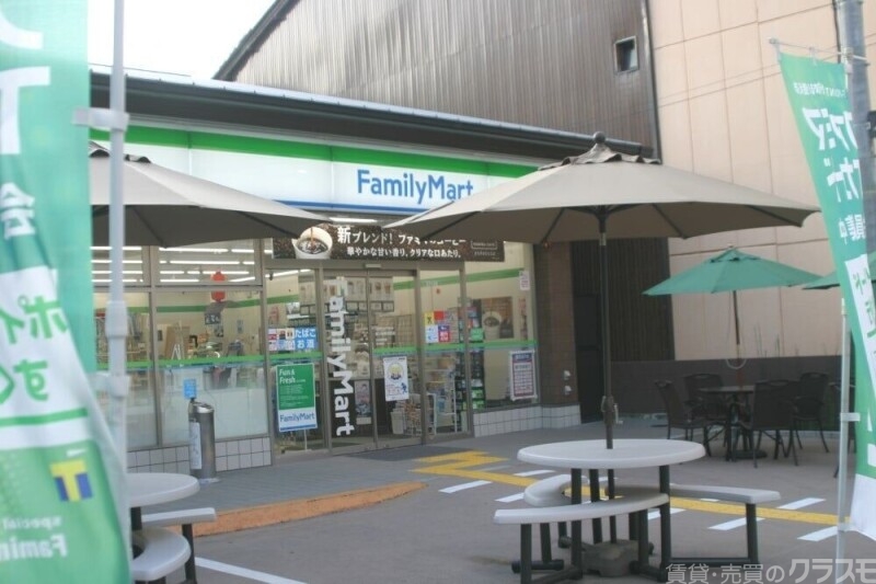 コンビニ　ファミリーマート綾小路東洞院店（コンビニ）まで294m