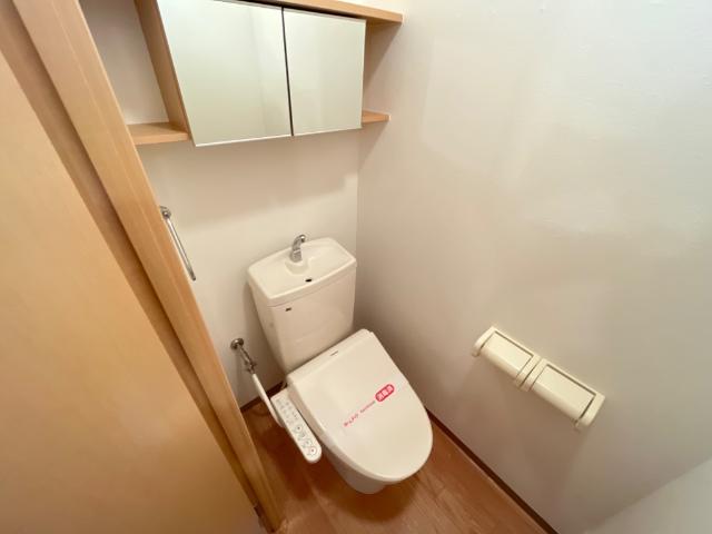 トイレ　シャワー付トイレ