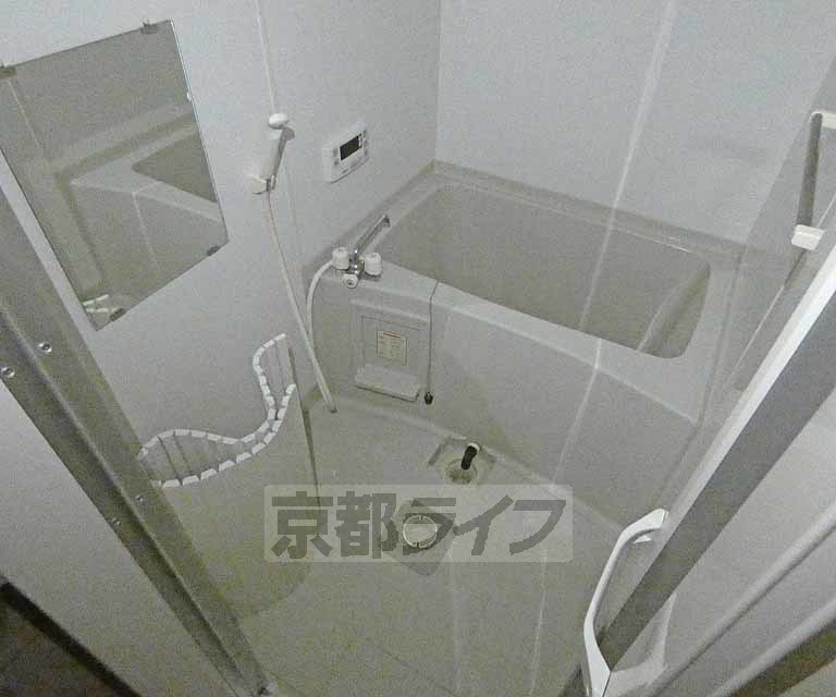 バス・シャワールーム　浴室です。