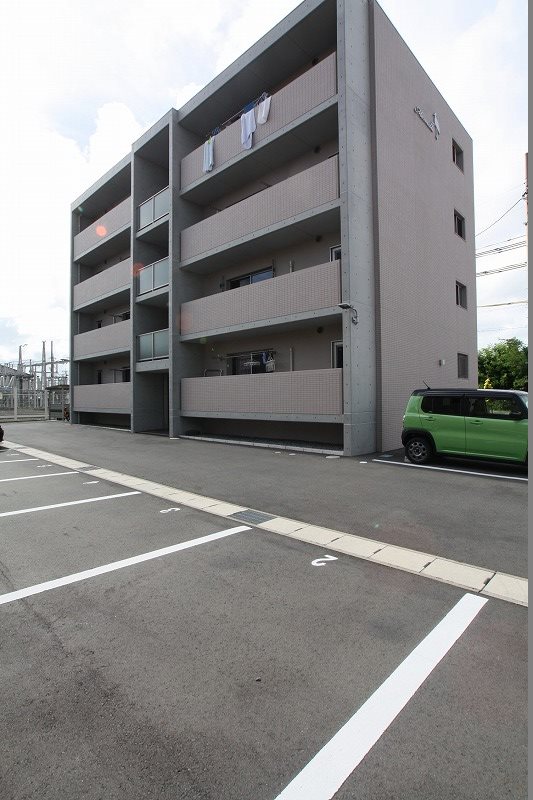 駐車場　※現況優先