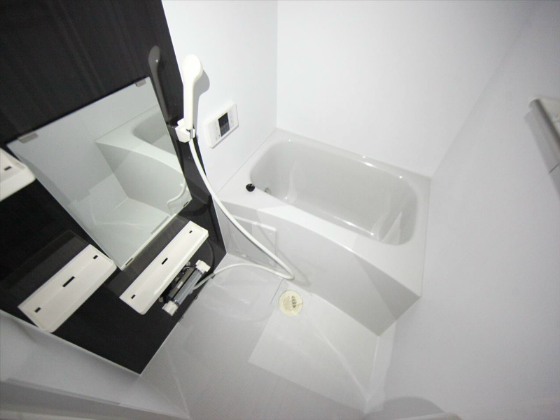 バス・シャワールーム　追い焚き付　オートバス機能付バスルーム