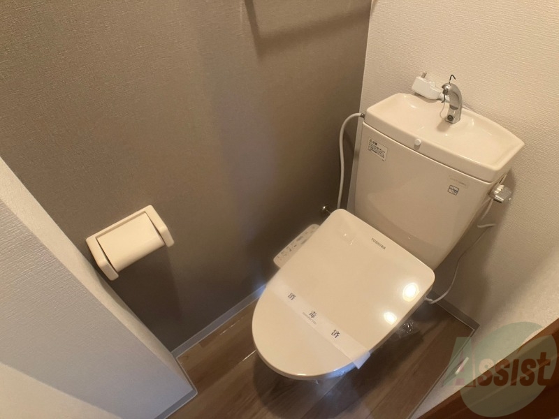 トイレ　トイレです。ウォシュレット付を探している方、おすすめです。