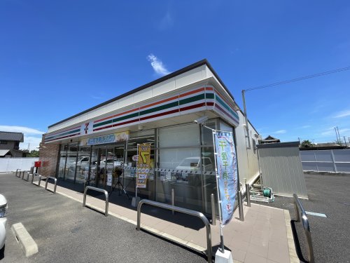 コンビニ　セブンイレブン 八街五区店（コンビニ）まで500m