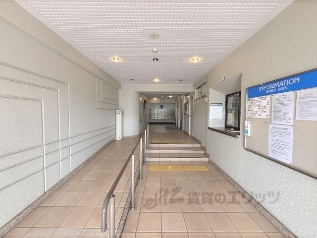 ロビー　ロビー