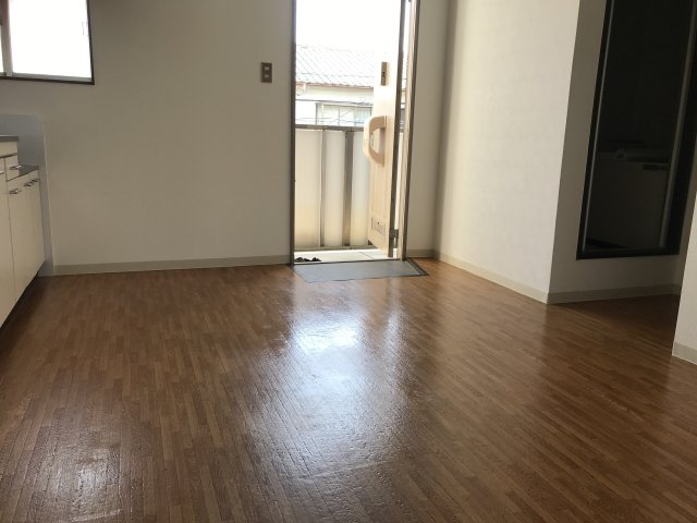 居室・リビング　ゆったりした洋室です