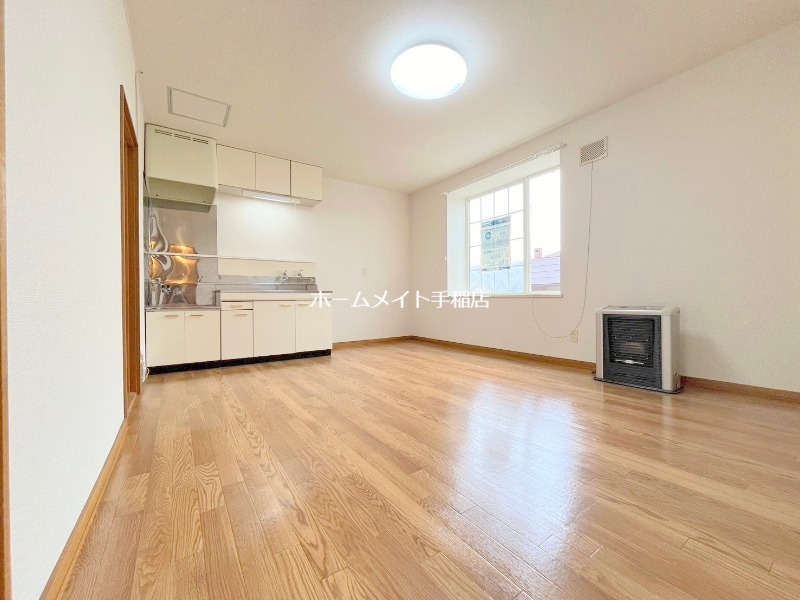 居室・リビング　明るく広々リビングスペース♪