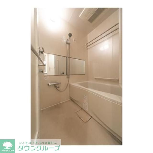 バス・シャワールーム　※写真は同タイプ住戸です。