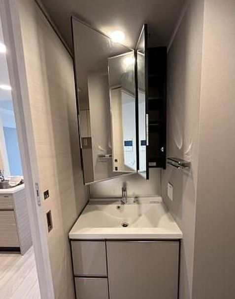 洗面設備　写真は同タイプ住居です