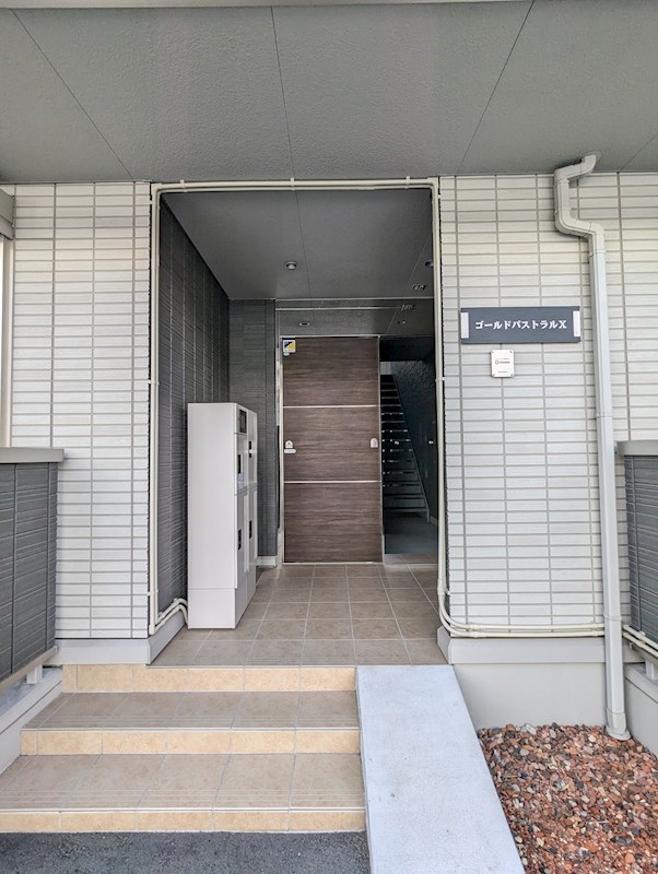 エントランス　建物入口