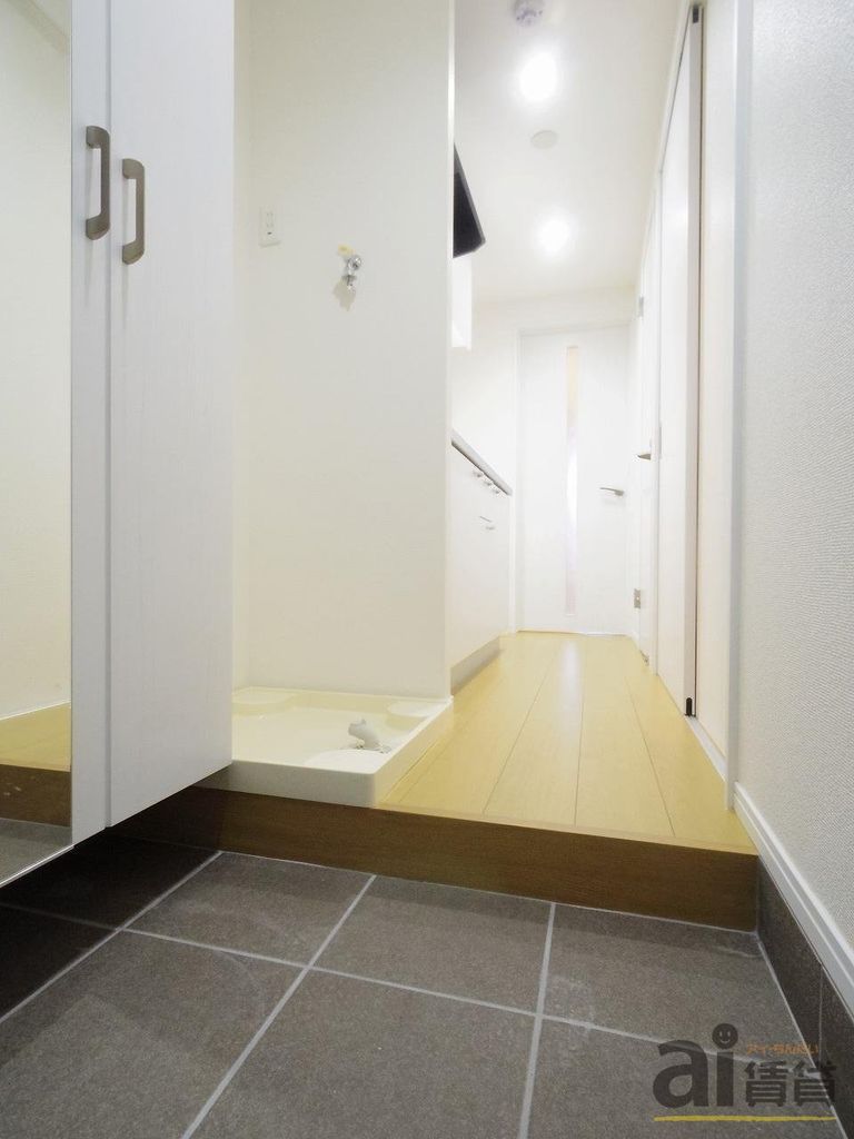 玄関　※写真同仕様※