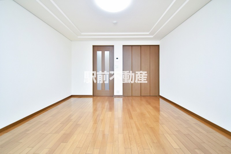 居室・リビング　１０３号室写真