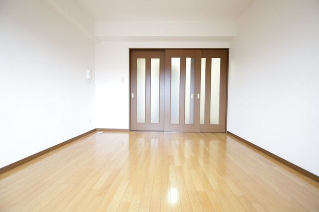 居室・リビング　同タイプ別室の参考写真です。※現況優先