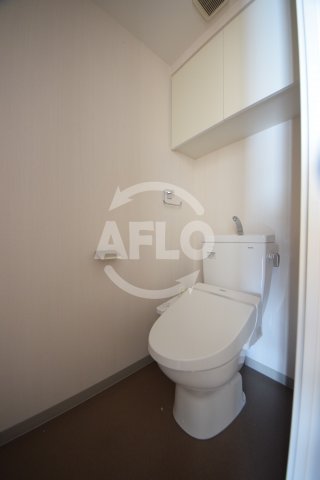 トイレ　サンセリテ至誠会松崎町　温水洗浄便座