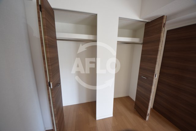 収納　サンセリテ至誠会松崎町　クローゼット