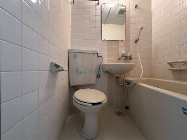 トイレ　別部屋参考写真