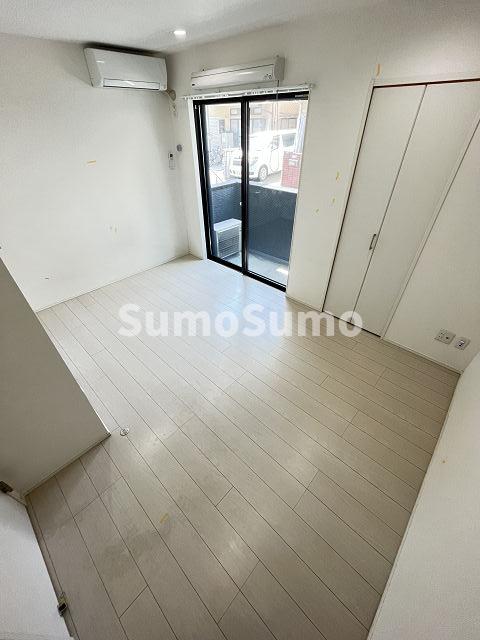 居室・リビング　ゆったりとした居間です