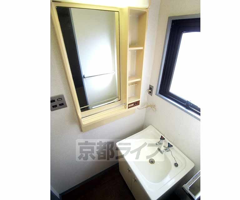 洗面設備　独立洗面台です！