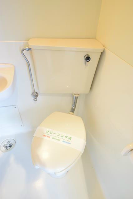 トイレ　203参照