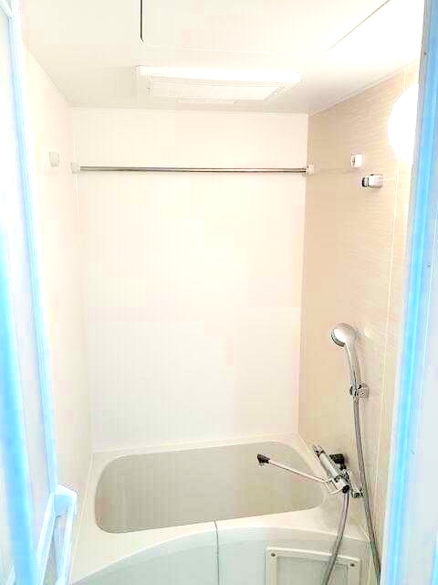 バス・シャワールーム　浴室