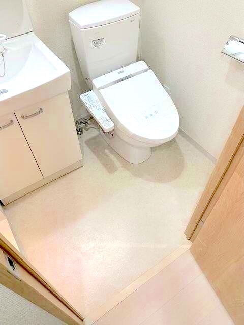 トイレ　トイレ