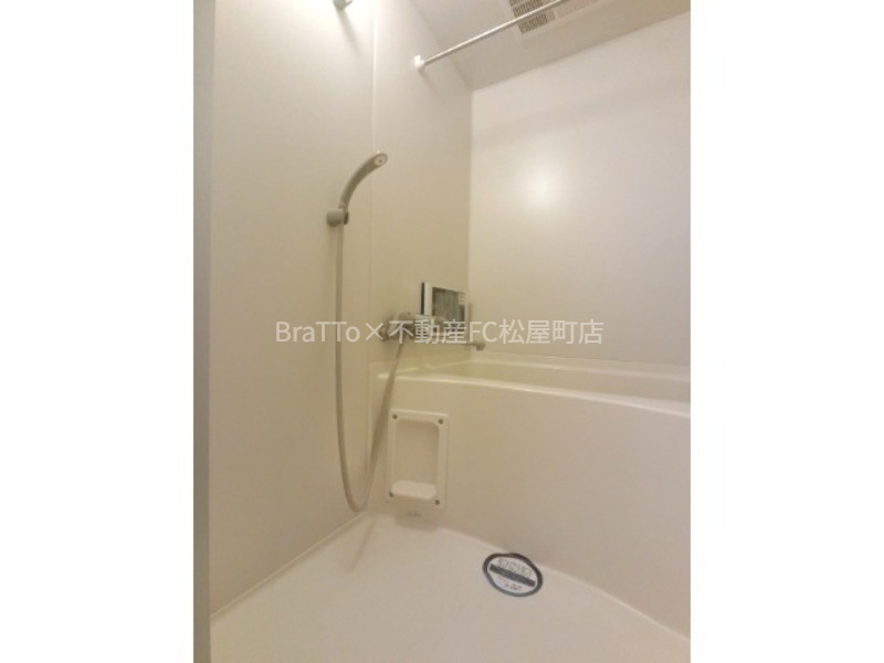 バス・シャワールーム　バス（浴室乾燥機付）