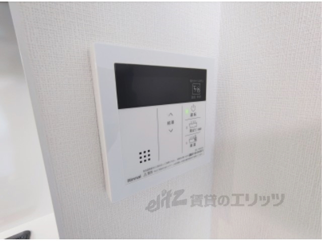 その他設備　給湯器リモコン