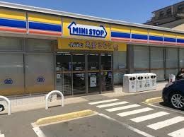 コンビニ　ミニストップ前原西4丁目店（コンビニ）まで2830m