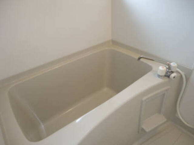 バス・シャワールーム　バスルーム