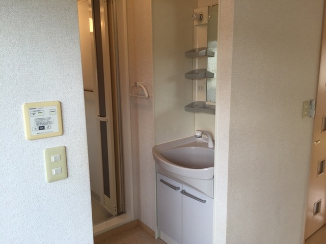 洗面設備　洗面所　洗髪洗面化粧台