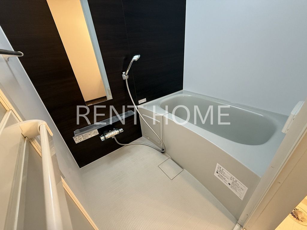 バス・シャワールーム　追い焚き機能付き