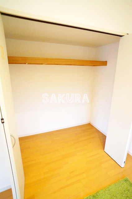 収納　お荷物の多い方でも安心のクローゼット付き♪