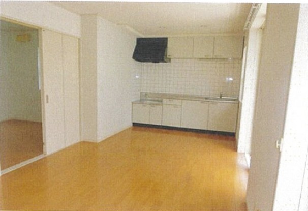 居室・リビング　開放感のあるゆったりとしたお部屋です♪