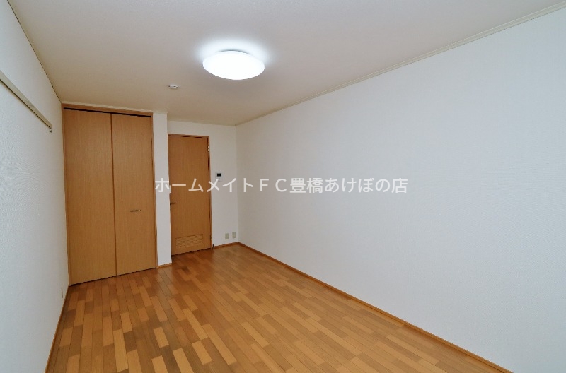 居室・リビング　同型別部屋写真