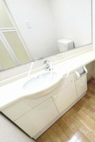 洗面設備　洗面台です。