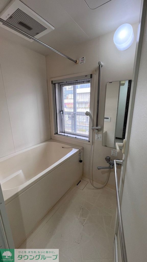 バス・シャワールーム　バス