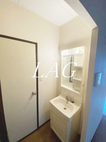 洗面設備　洗面台です。