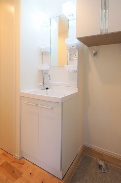 洗面設備　同仕様参考写真