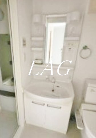 洗面設備　洗面台です。