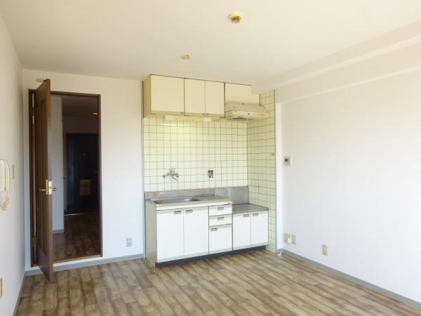 居室・リビング　フローリング！