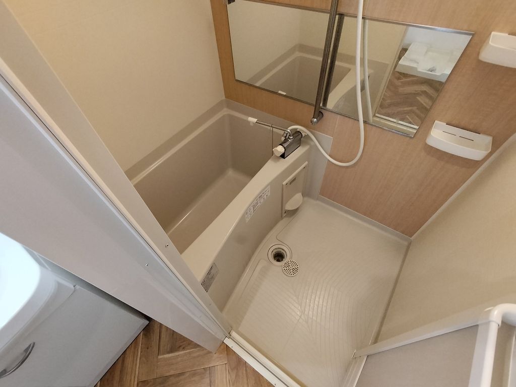 バス・シャワールーム　バス